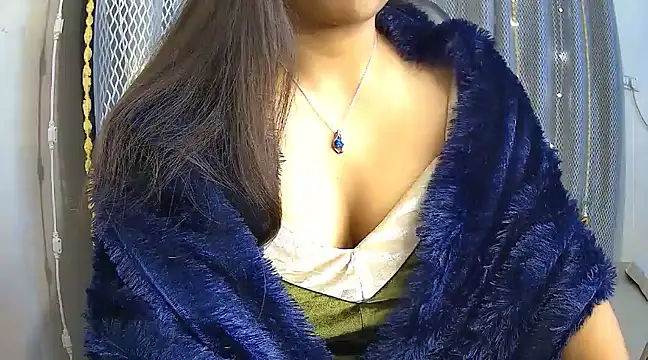 Snapshot of avav_love chatting on 01-07-25, 12:20 avav love online show from 01-07-25, 12:20