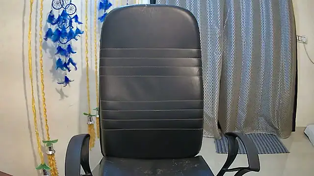 Snapshot of avav_love chatting on 09-09-25, 11:21 avav love online show from 09-09-25, 11:21