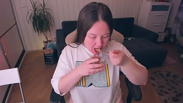 Snapshot of Jessica_Rubatte chatting on 12-06-24, 07:32 Jessica Rubatte online show from 12-06-24, 07:32