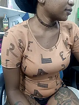 Snapshot of tokyohorny69 chatting on 03-19-25, 05:08 tokyohorny69 online show from 03-19-25, 05:08