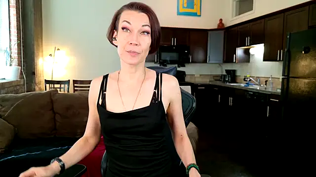 Snapshot of EveEnigma chatting on 03-19-25, 12:34 EveEnigma online show from 03-19-25, 12:34