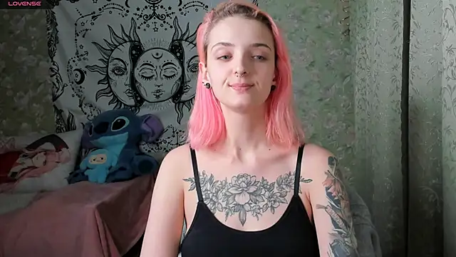 Cutie Adelia online show from 12-02-24, 12:18