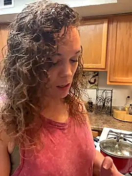 Snapshot of AuroraSummers chatting on 10-19-25, 12:22 AuroraSummers online show from 10-19-25, 12:22