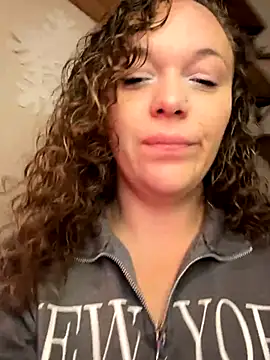 Snapshot of AuroraSummers chatting on 12-19-25, 04:03 AuroraSummers online show from 12-19-25, 04:03