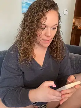 Snapshot of AuroraSummers chatting on 02-09-26, 04:44 AuroraSummers online show from 02-09-26, 04:44