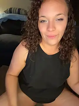 AuroraSummers online show from 04-25-26, 04:04