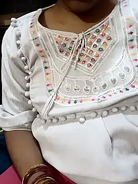 Diya 143 online show from 09-28-25, 07:58