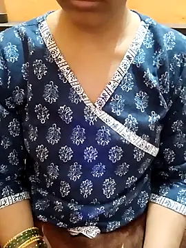 Diya 143 online show from 11-17-25, 10:21