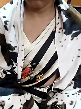 Diya 143 online show from 11-28-25, 07:33