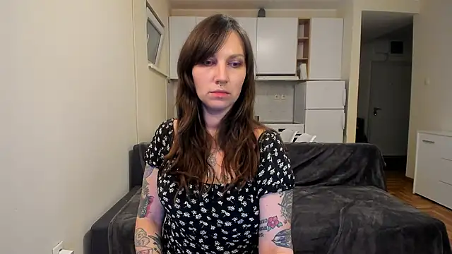 Snapshot of StacyTigerr chatting on 02-06-25, 08:34 StacyTigerr online show from 02-06-25, 08:34