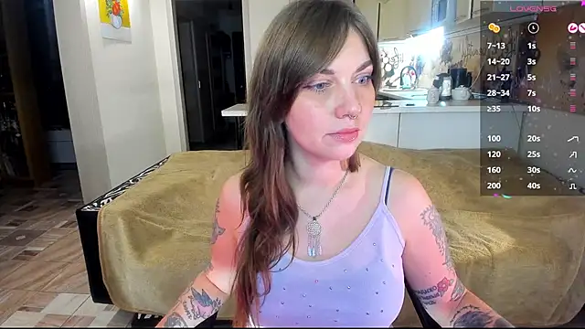 Snapshot of StacyTigerr chatting on 11-26-25, 04:30 StacyTigerr online show from 11-26-25, 04:30