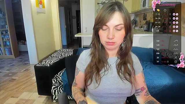 Snapshot of StacyTigerr chatting on 01-18-26, 11:25 StacyTigerr online show from 01-18-26, 11:25