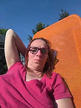 Dettybitch40 online show from 04-27-26, 02:15