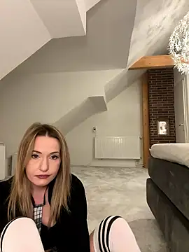 GangBangKitty online show from 01-16-26, 08:02