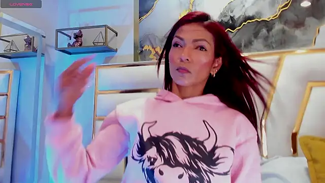 HannaPetit online show from 02-06-26, 07:06