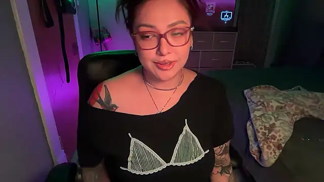 nativepumpkin95 online show from 07-18-26, 03:00