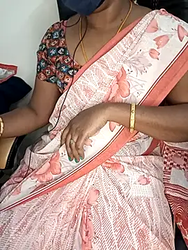 Tamil-hotwife online show from 02-12-25, 07:24