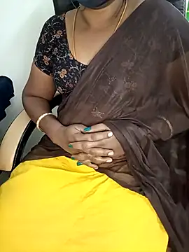 Tamil-hotwife online show from 02-19-25, 09:39