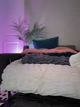 Snapshot of Fiona_Kent_ chatting on 12-27-24, 01:11 Fiona Kent online show from 12-27-24, 01:11