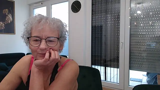 Snapshot of Hot_Ann52 chatting on 01-20-25, 09:24 Hot Ann52 online show from 01-20-25, 09:24