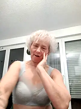 Snapshot of Hot_Ann52 chatting on 02-25-25, 07:58 Hot Ann52 online show from 02-25-25, 07:58