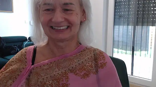 Snapshot of Hot_Ann52 chatting on 09-16-25, 12:17 Hot Ann52 online show from 09-16-25, 12:17