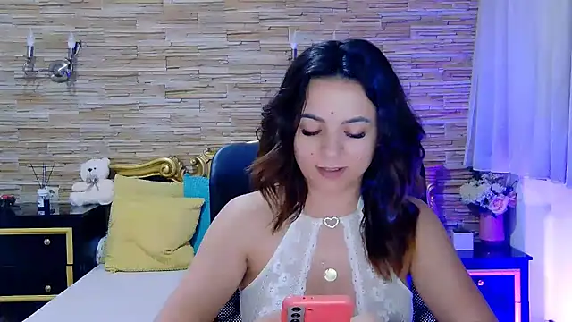 PlayfulElla online show from 02-07-25, 06:56