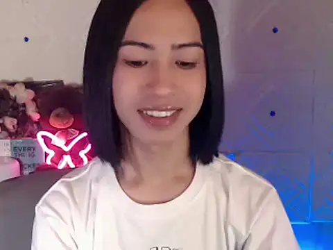 Snapshot of Lemonadexxx chatting on 02-24-25, 08:38 Lemonadexxx online show from 02-24-25, 08:38