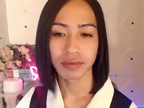 Snapshot of Lemonadexxx chatting on 02-27-25, 06:42 Lemonadexxx online show from 02-27-25, 06:42