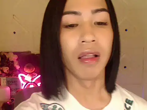 Snapshot of Lemonadexxx chatting on 03-07-25, 02:34 Lemonadexxx online show from 03-07-25, 02:34