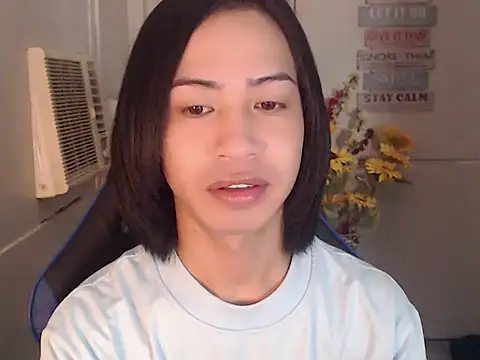 Snapshot of Lemonadexxx chatting on 11-15-25, 05:27 Lemonadexxx online show from 11-15-25, 05:27