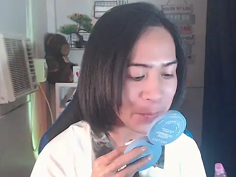 Snapshot of Lemonadexxx chatting on 12-03-25, 12:18 Lemonadexxx online show from 12-03-25, 12:18