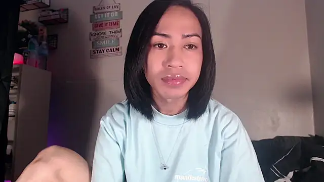 Snapshot of Lemonadexxx chatting on 01-10-26, 04:47 Lemonadexxx online show from 01-10-26, 04:47