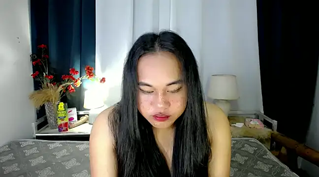 Snapshot of bettina_love chatting on 12-11-24, 03:56 bettina love online show from 12-11-24, 03:56