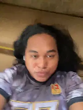 Snapshot of bettina_love chatting on 12-26-24, 05:15 bettina love online show from 12-26-24, 05:15