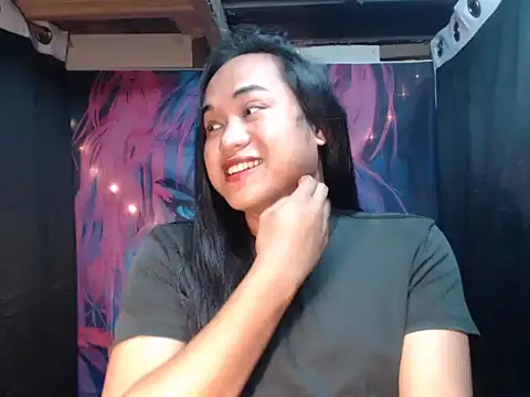 Snapshot of bettina_love chatting on 11-01-25, 02:52 bettina love online show from 11-01-25, 02:52