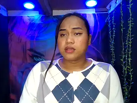 Snapshot of bettina_love chatting on 11-23-25, 03:34 bettina love online show from 11-23-25, 03:34