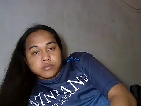 Snapshot of bettina_love chatting on 01-13-26, 06:13 bettina love online show from 01-13-26, 06:13