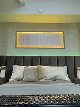 XLindaMilfX online show from 02-17-25, 06:31