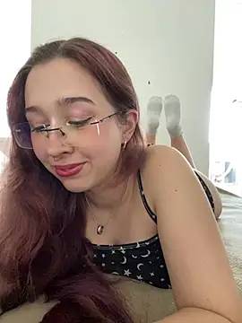 Snapshot of tsuki_chan_on chatting on 03-23-26, 05:28 tsuki chan on online show from 03-23-26, 05:28