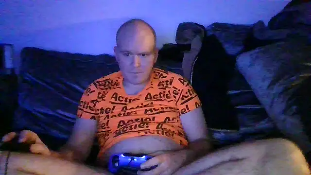 Snapshot of Janssen88 chatting on 01-14-26, 10:47 Janssen88 online show from 01-14-26, 10:47