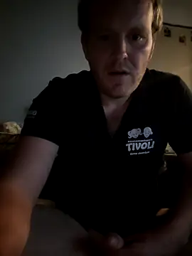Snapshot of Janssen88 chatting on 05-31-26, 11:39 Janssen88 online show from 05-31-26, 11:39