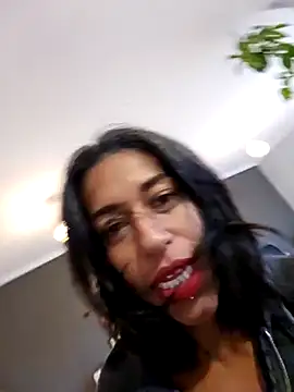 Goldenlace online show from 01-20-25, 02:36