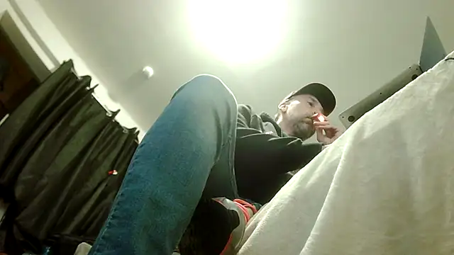 Snapshot of Wolfeman74 chatting on 02-12-26, 02:39 Wolfeman74 online show from 02-12-26, 02:39