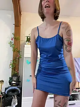 Daisy Michto Officiel online show from 12-16-24, 02:27