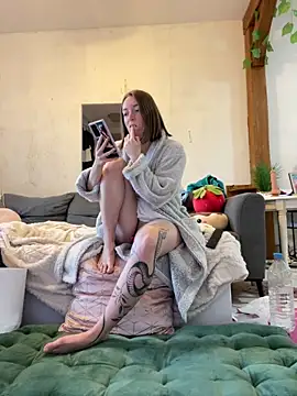 Daisy Michto Officiel online show from 01-23-25, 04:26