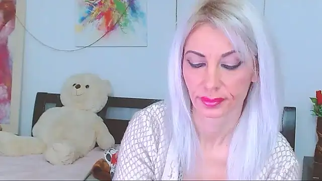 HoneyLara online show from 02-09-26, 11:20