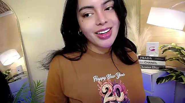 HotstuffCherrySummer online show from 01-01-25, 12:11