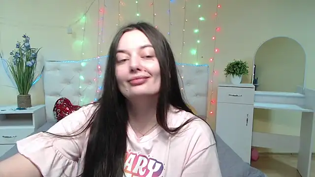 MilanaPrice online show from 01-26-25, 06:37