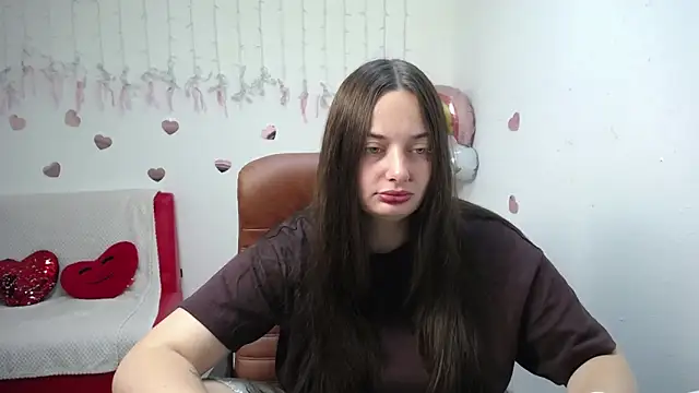 MilanaPrice online show from 09-18-25, 06:15